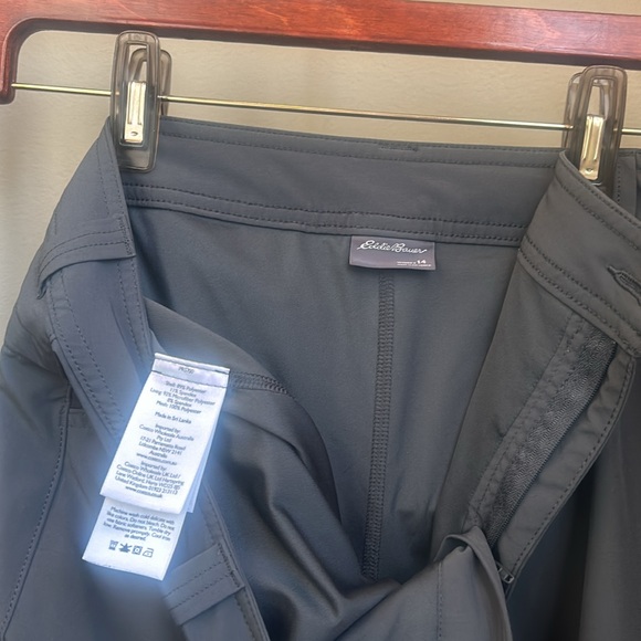 NWOT Eddie Bauer Women's Dark Smoke Adventurer Skort Size 14 - Picture 7 of 7